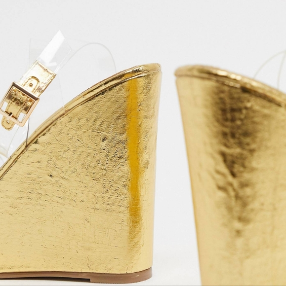 Clear wedge - Picture 3 of 3